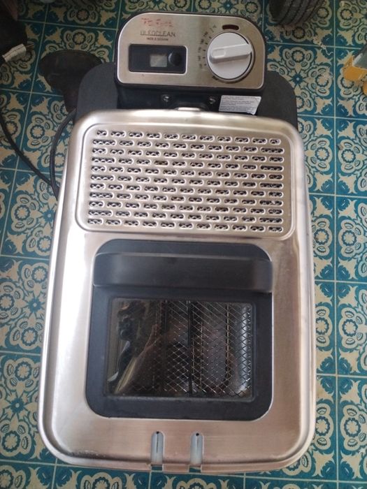 Fripteoza Tefal  cu ulei 3 l