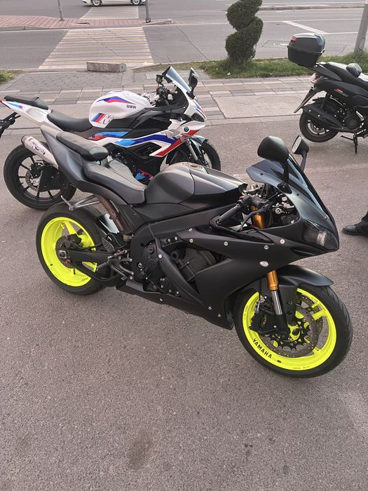Yamaha R1 2006, 1000cc