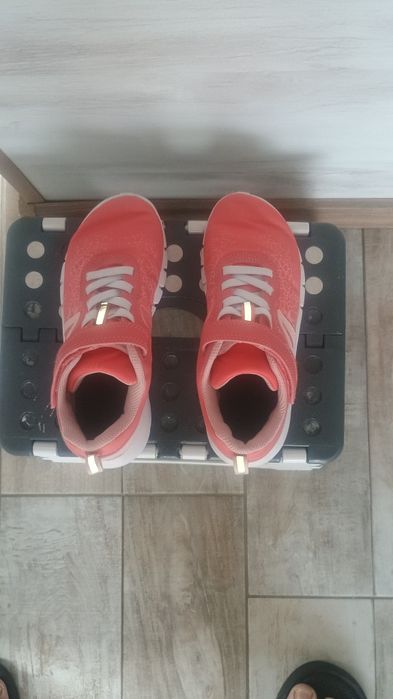 Детски маратонки за момиче