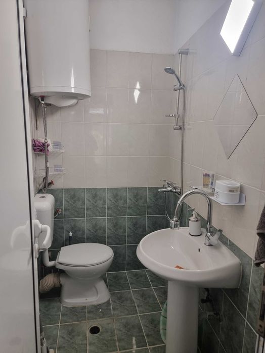 Дава се под наем Тристаен апартамент в Варна, Център - 55 кв.м за 714 € - Снимка #5