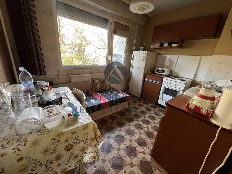 Продава се Тристаен апартамент в Пловдив, Кършияка - 88 кв.м за 1660 €/кв.м - Снимка #3