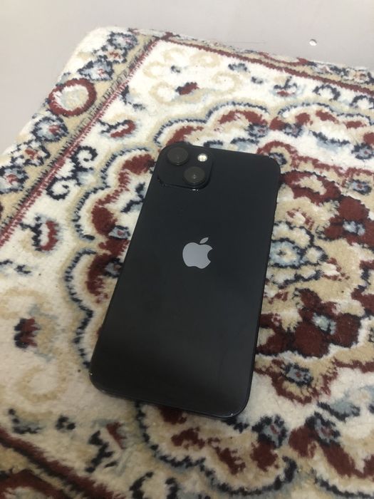 Айфон 13 в идеальном состоянии