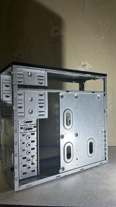 Продам корпус от компьютера