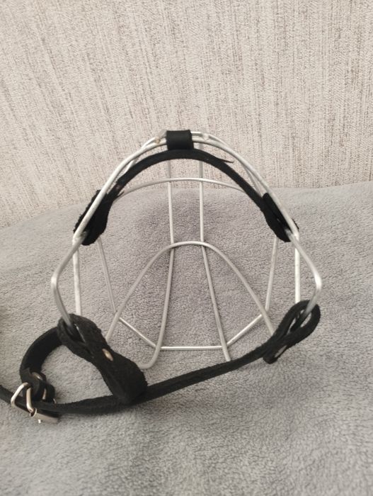 металлический намордник