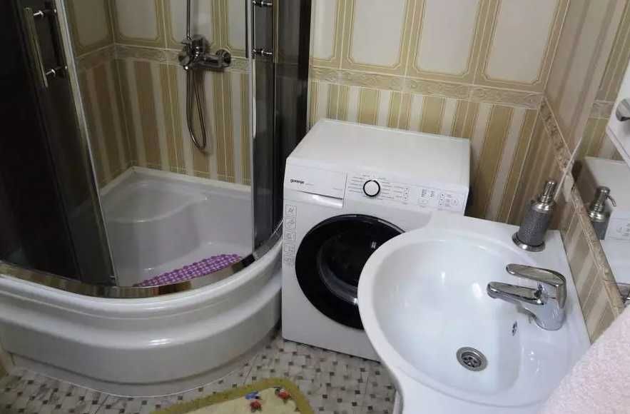 Дава се под наем Едностаен апартамент в Пловдив, Захарна фабрика - 38 кв.м за 168.3 € - Снимка #2