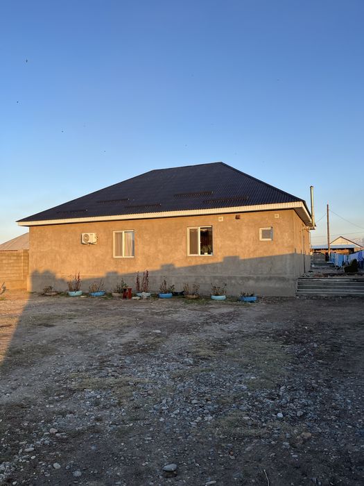 Продам дом мебелімен Ровное