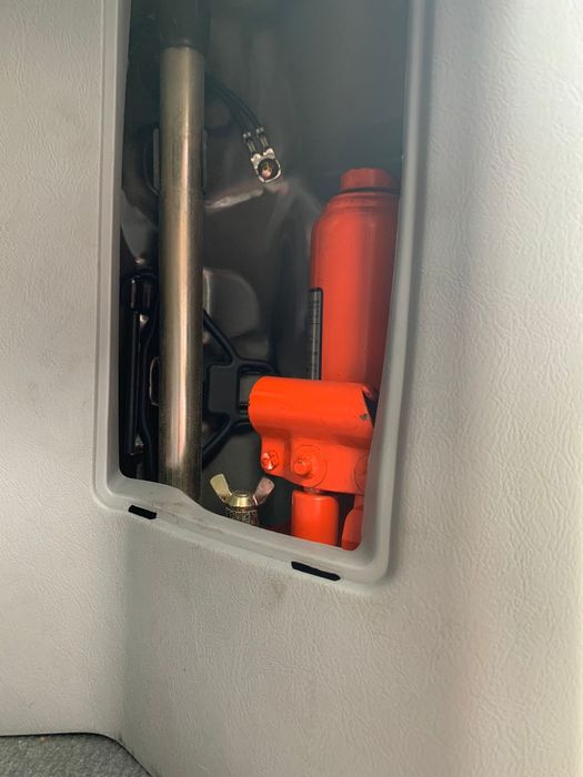 Митсубиси делика