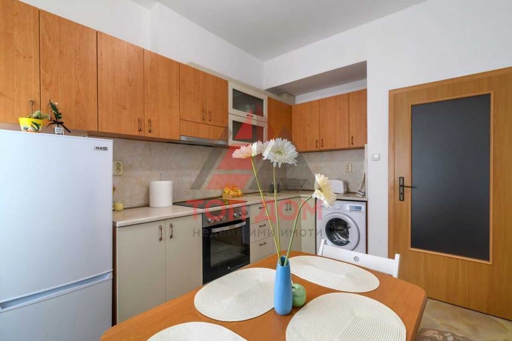 Дава се под наем Двустаен апартамент в Варна, Гръцка махала - 44 кв.м за 561 € - Снимка #9