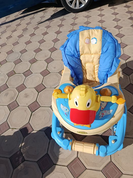 Продам ходунки детские