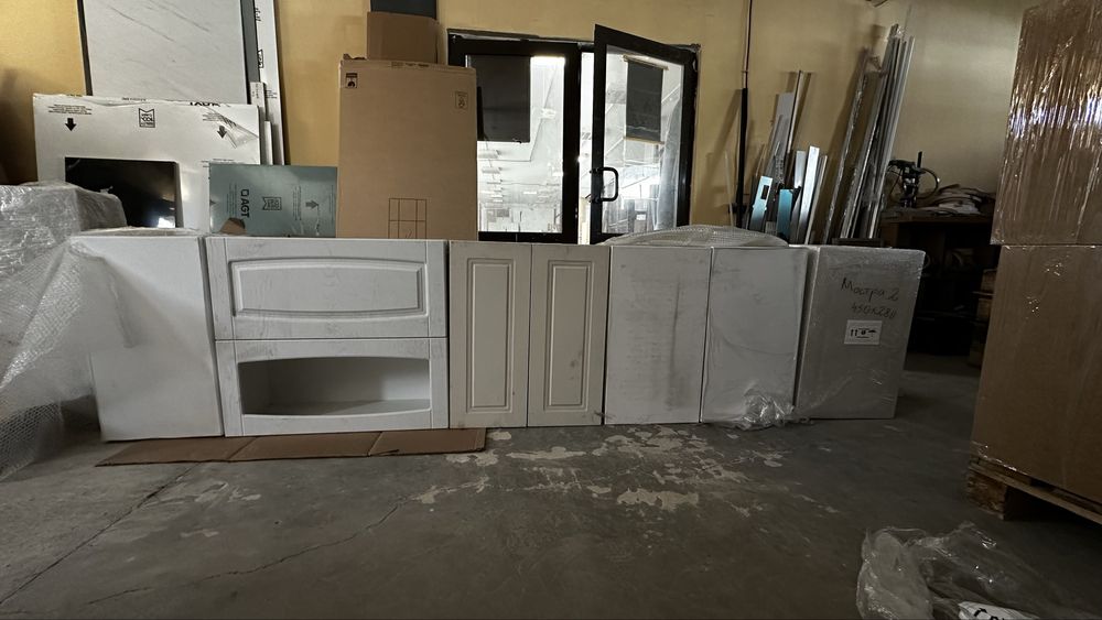Кухненски шкафове/мострени/