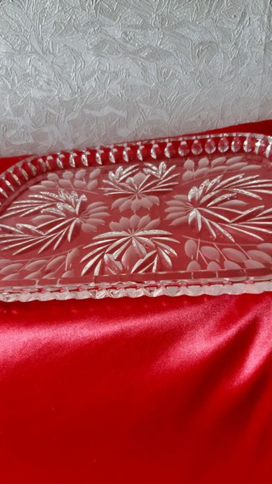 Продам  хрустальный  набор