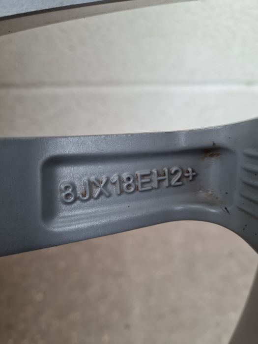 Джанти за АУДИ AUDI VW SEAT SKODA R18 5x112 ET30 8J