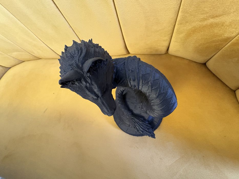 Statueta plastic Lupul Dacic