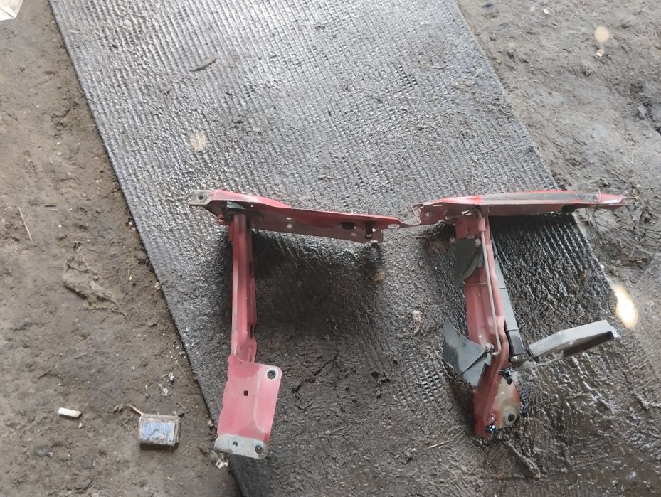 Ауди 80 Б3  запчасти