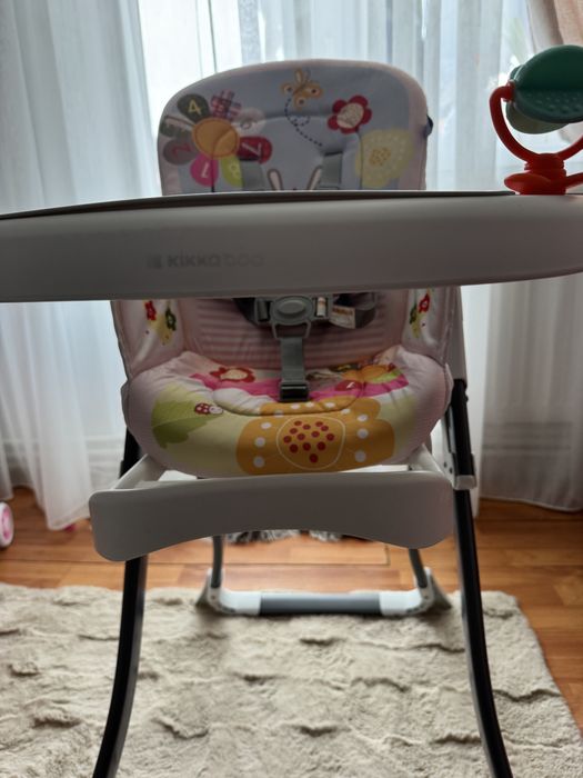 Scaun de masă bebeluși