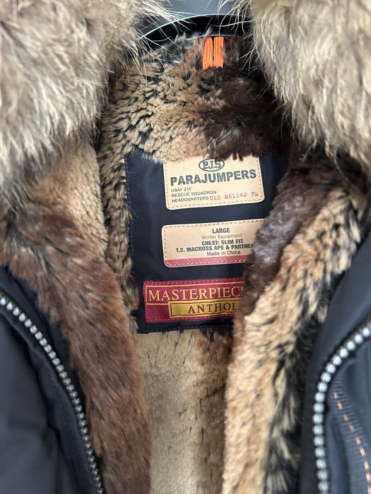 Дамско яке пух Parajumpers