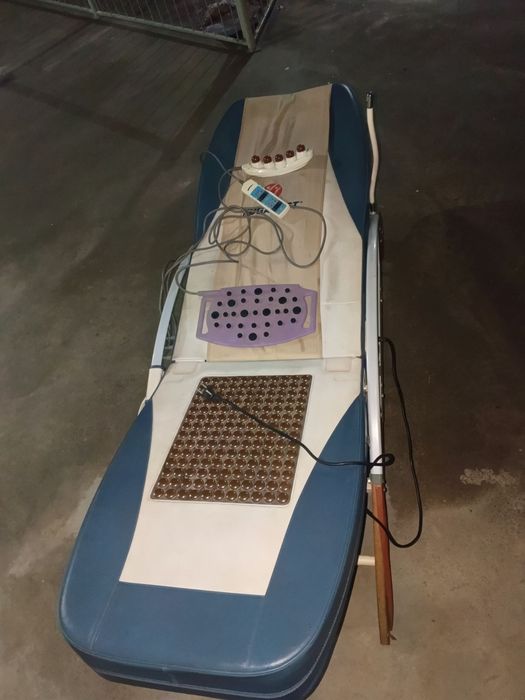 Massani stol NUGA BET