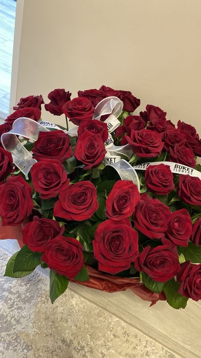 Большой букет розы за 15к