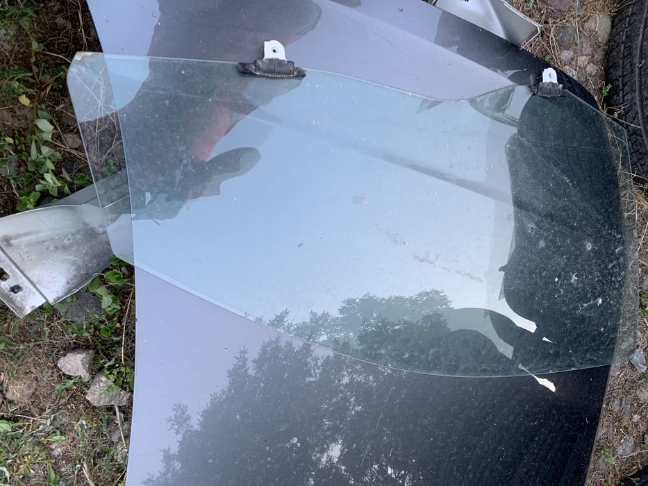 Стъкло Mitsubishi Space Star/Mirage