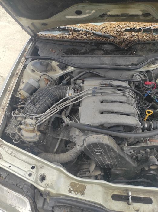 Ауди 100 2.0 бензин на части