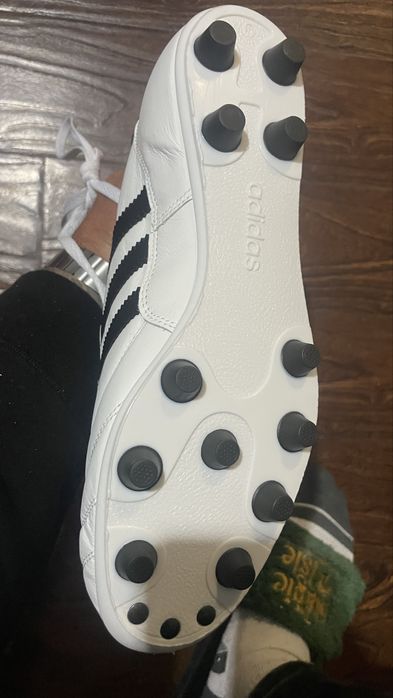 Crampoane Adidas Din piele naturala 44