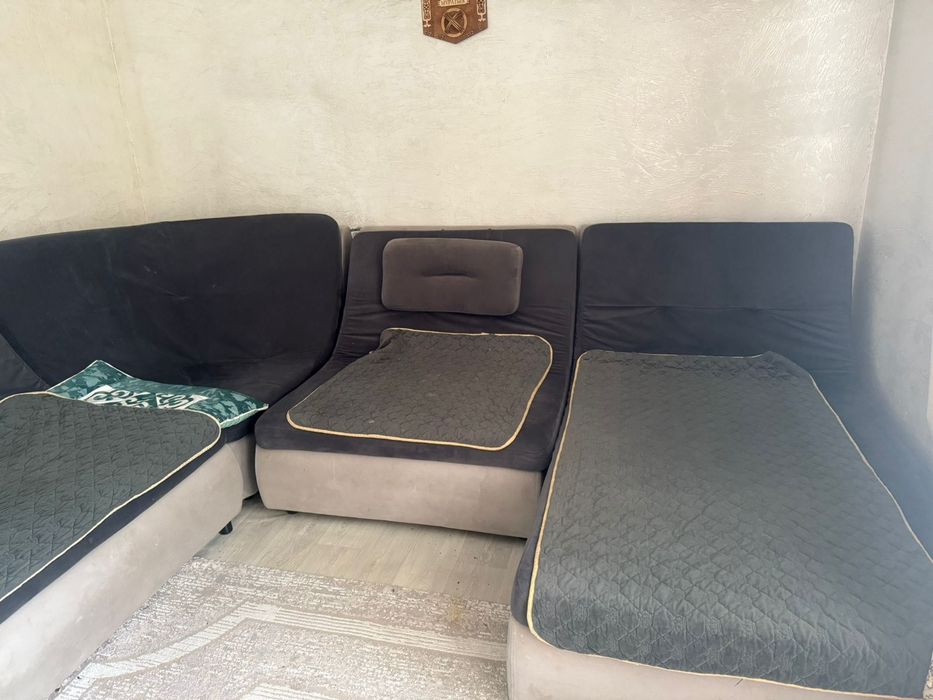 Диван в хорошем состоянии!