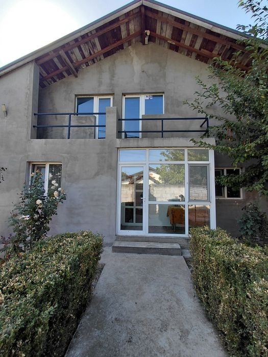Inchiriez casa in stefanesti de jos