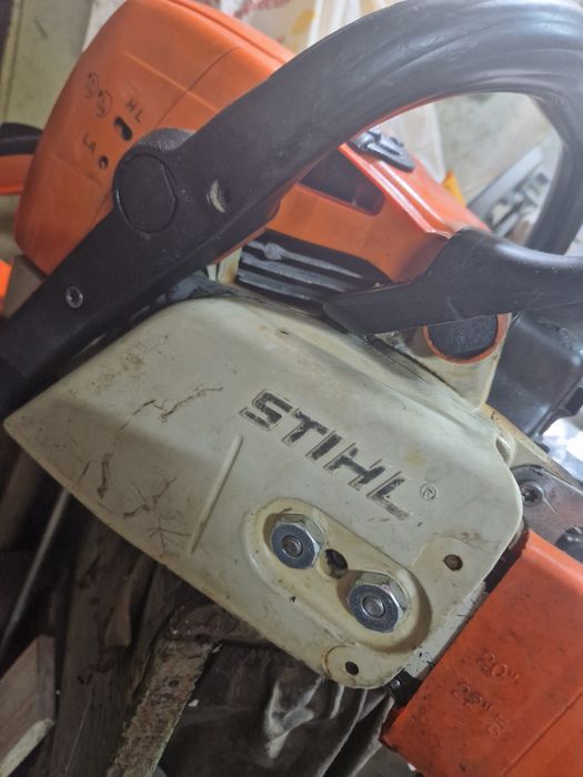 Stihl 390  Stihl 028
