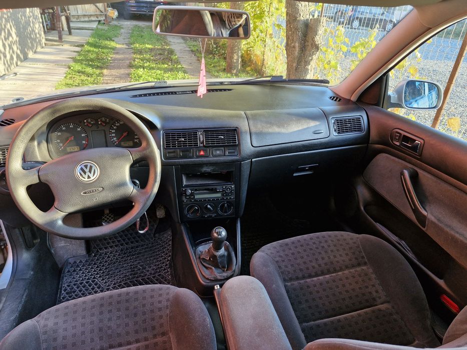 VOLKSWAGEN Golf 2001 — imagine 3