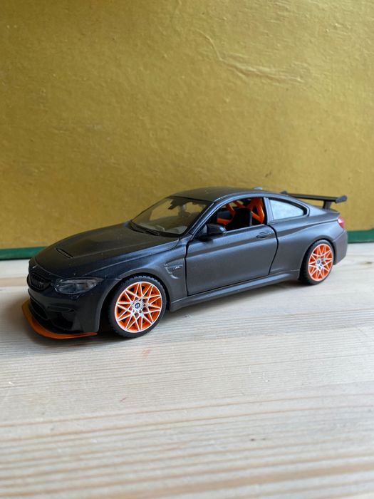 Maisto BMW M4 GTS