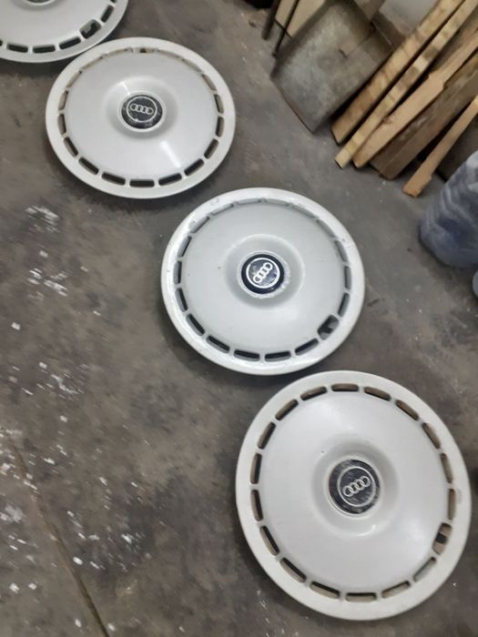 Колпаки на ауди 80 В4,100.