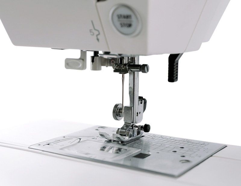 Швейная машинка Janome 7060