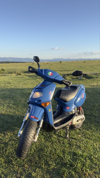 Aprilia rally 2t