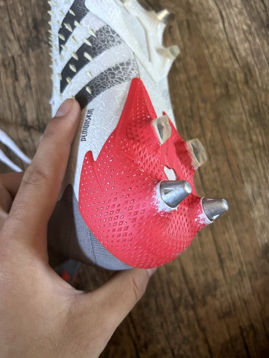 Професионални бутонки adidas Predator Freak 40,5