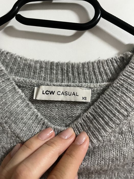 Сив пуловер от LC Waikiki - размер XS