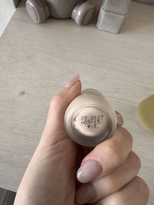 Madara фондьотен, NL пудра, Кiko Milano 3d hydra гланц