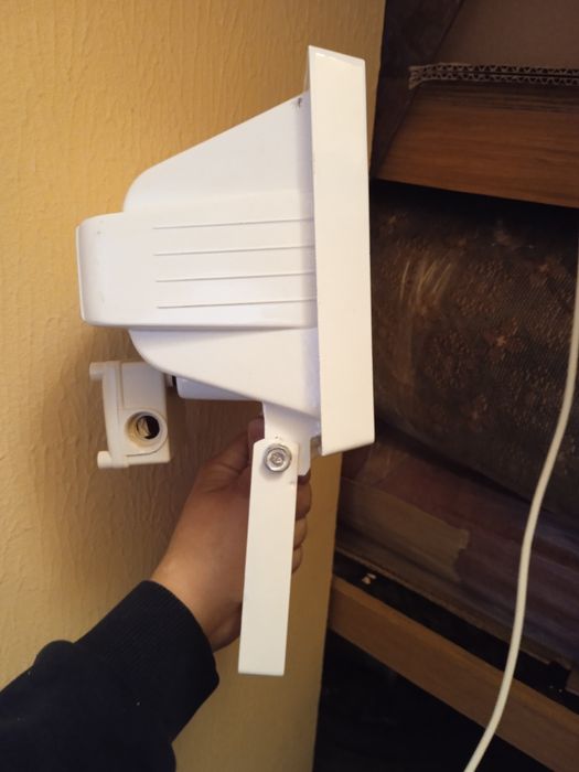 Прожектор гологенный