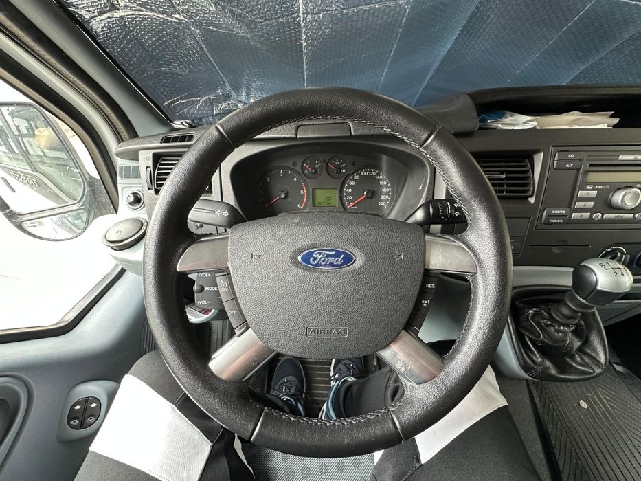 Ford Transit Furgon 23 502km, 2.2 diesel, 3.5 Tone