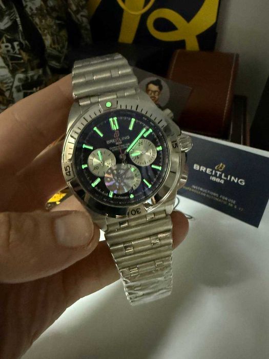 Breitling Chronomat b01