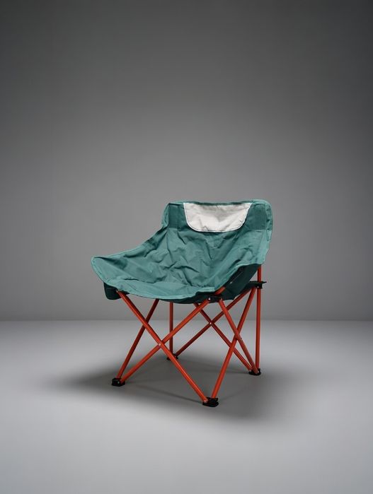 Стул раскладной для рыбалки или пикника.Отличного качество.