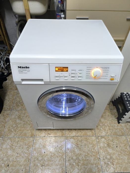Пералня Miele W 5965 WPS - 8кг. 1600об. Лимитирана серия с пара .