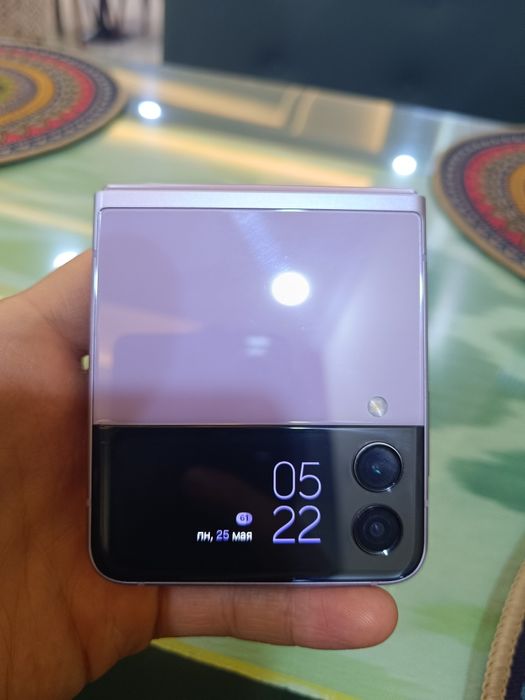 Galaxy z flip 3 5G