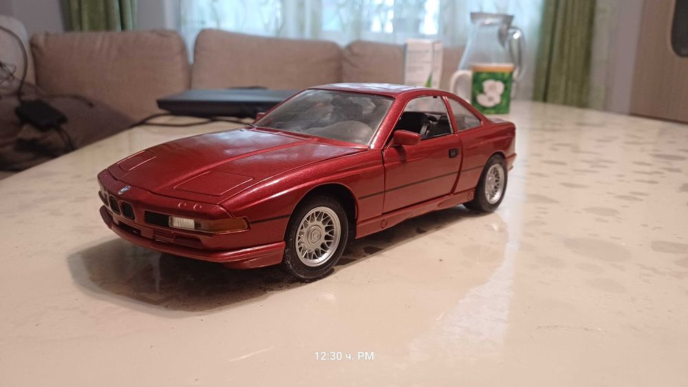 BMW 850 1:18,   БМВ умален метален модел в 1:18