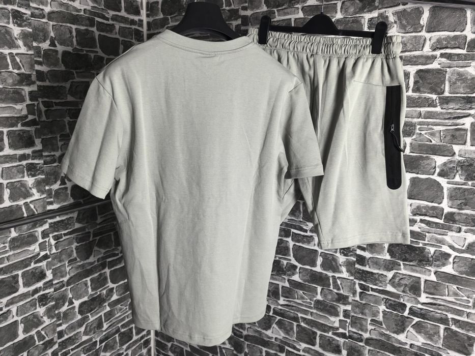 Nike Tech Fleece летен екип