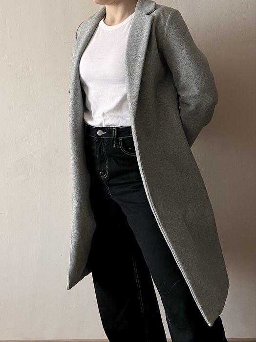 Дамско сиво палто