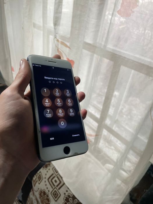Обменяю Айфон 8 плюс