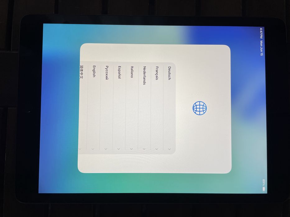 Ipad 8 cellular (cu Sim) 32 GB in stare foarte buna de functionare