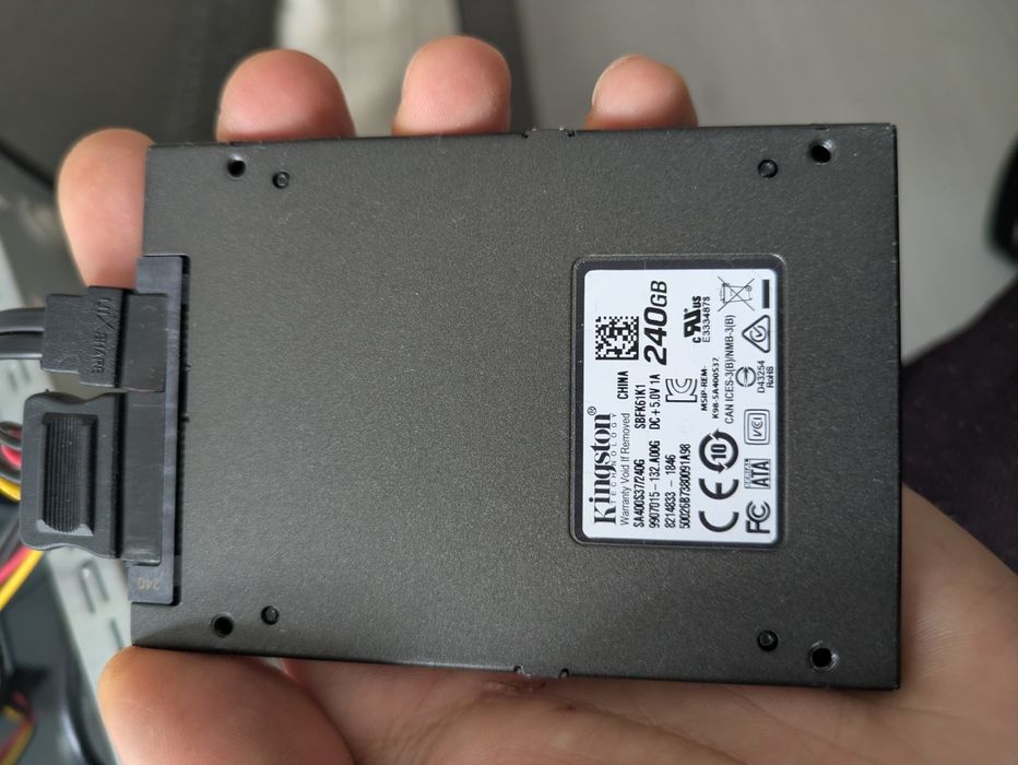 Настолен компютър Fujitsu i5 6600 / 8gb ram / SSD 240gb