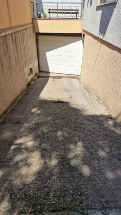 Дава се под наем Двустаен апартамент в Русе, Център - 70 кв.м за 357 € - Снимка #8