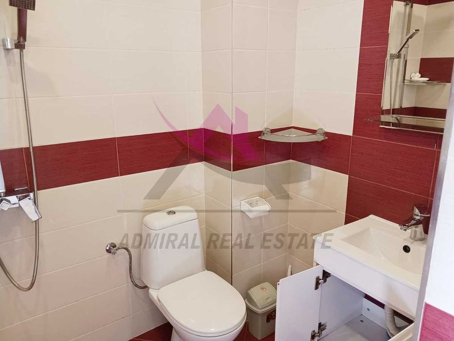 Дава се под наем Двустаен апартамент в Варна, Център - 70 кв.м за 614 € - Снимка #3